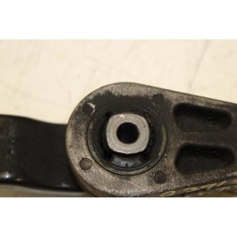 7N0199855A Soporte de motor trasero  en stock Sabadell