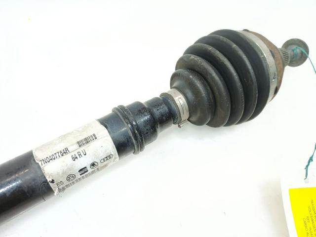 7N0407764R Semieje delantero derecho  disponible Utrera