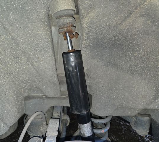 7N0513049Q VAG Amortiguador trasero  en stock Huelva