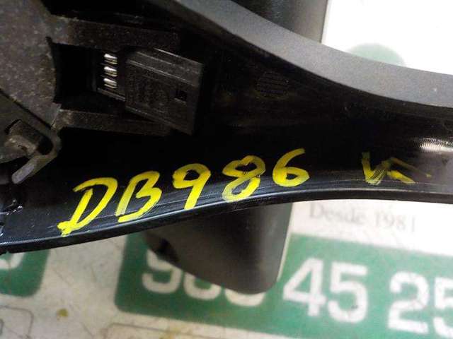 Precio del repuesto Espejo interno Passat  sedán