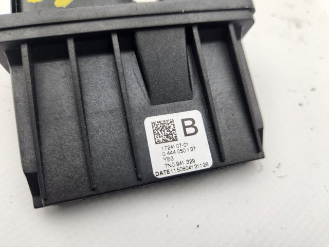 7N0941329 VAG Unidad de control AdBlue comprar Alcalá