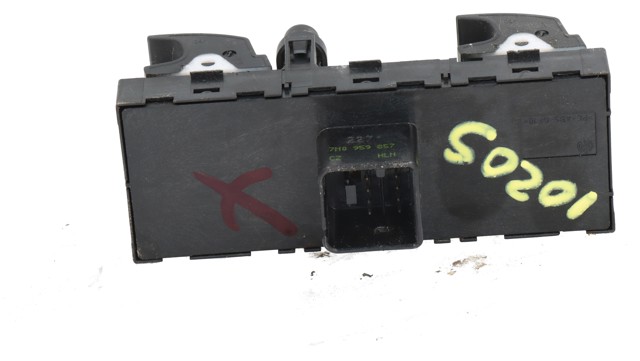 7N0959857 VAG Interruptor de elevalunas delantera izquierda comprar Madrid