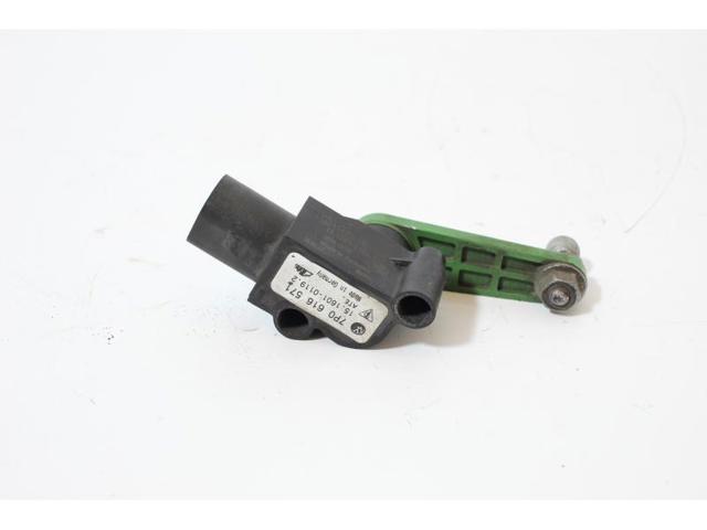 Sensor de nivel de carrocería trasero 7P0616571 PORSCHE