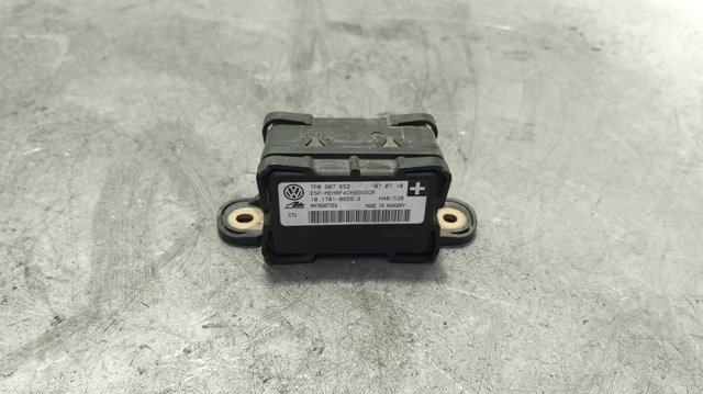 7P0907652 Porsche
