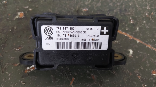 7P0907652 Porsche