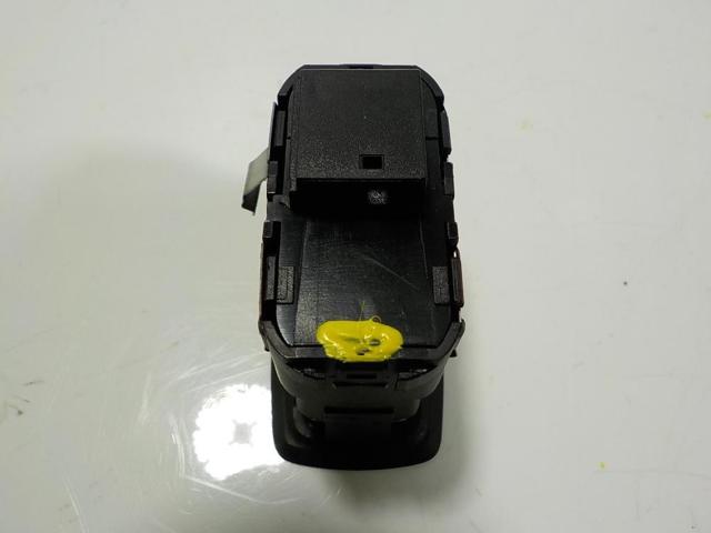 7PP959855C Botón de elevalunas delantero derecho  en stock Sabadell
