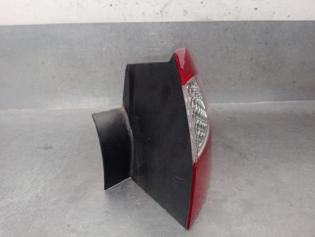 7S7113404A FORD Piloto trasero exterior derecho  en stock Gandía