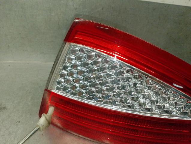FORD 7S7113404A Piloto trasero exterior derecho  en stock Salamanca