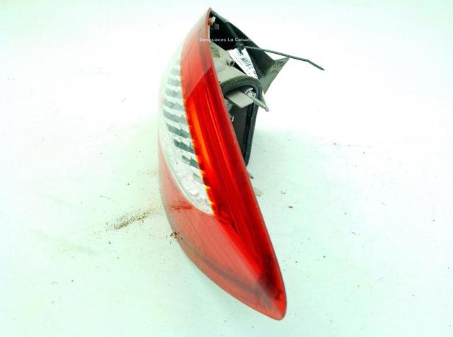 FORD 7S7113404B Piloto trasero exterior derecho comprar Barcelona