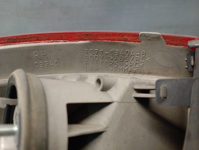 7S7113404B Piloto trasero exterior derecho  comprar en Reus