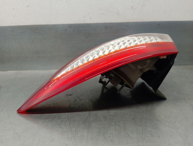 7S7113404B FORD Piloto trasero exterior derecho  en stock Huelva