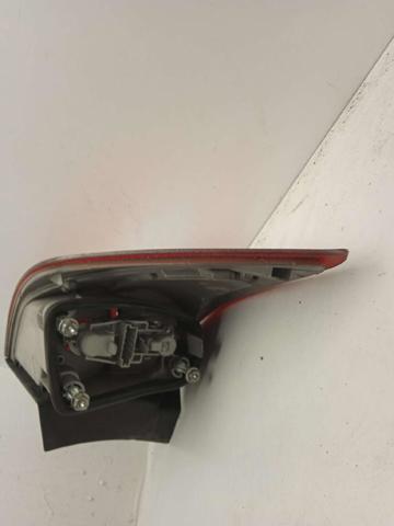 7S7113404B Piloto trasero exterior derecho  en stock Sabadell