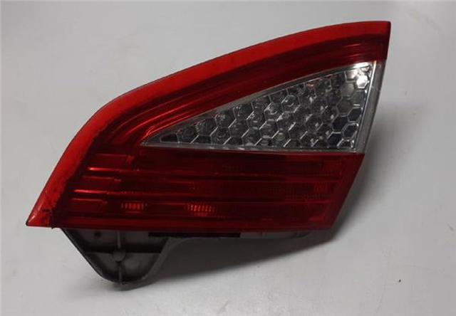 7S7113A602 Piloto trasero interior derecho  comprar en Reus