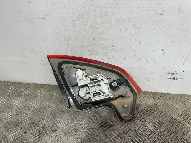 7S7113A602 Piloto trasero interior derecho  en stock Sabadell