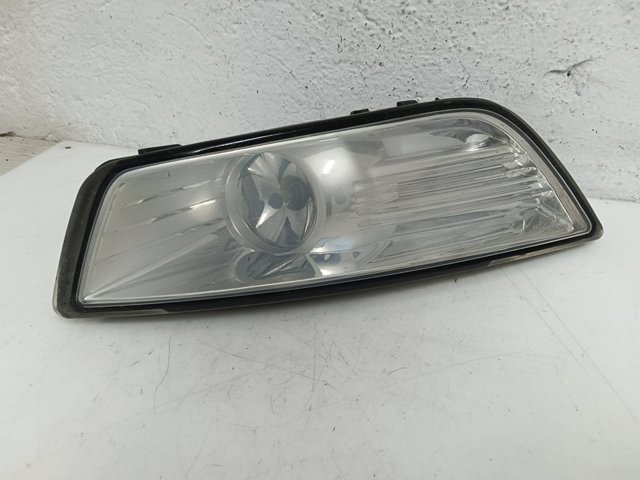 FORD 7S7115K201AD Faro antiniebla derecho comprar Barcelona