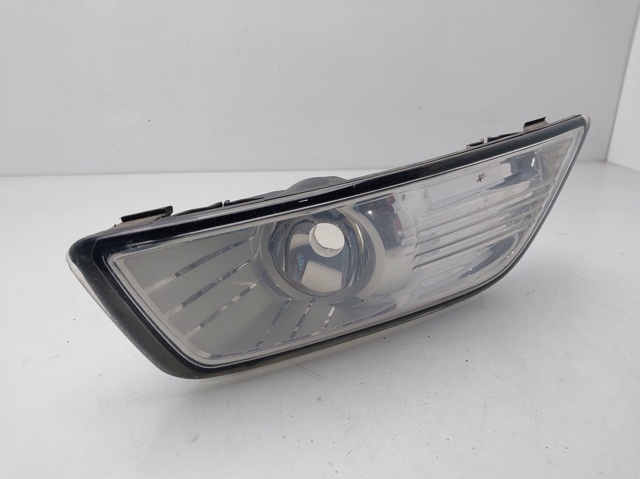 7S7115K202AD Luz antiniebla izquierdo  en stock Sabadell