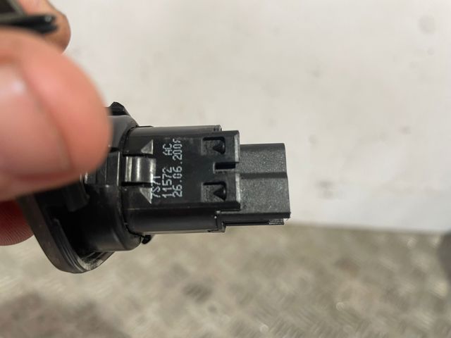 7S7T11572AC Ford