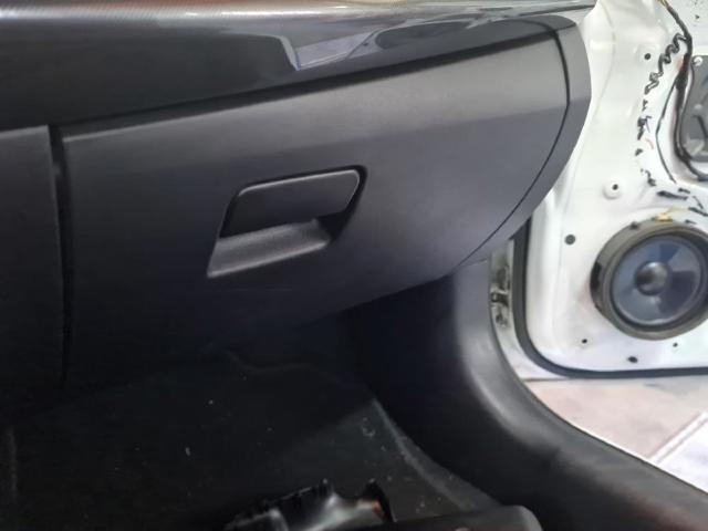 Guantera para Mitsubishi Lancer CY_A, CZ_A