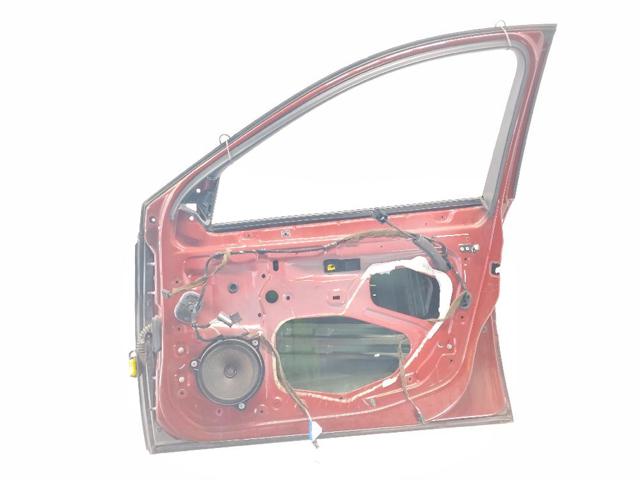 RENAULT 801000025R Puerta delantera derecha  comprar en Albacete