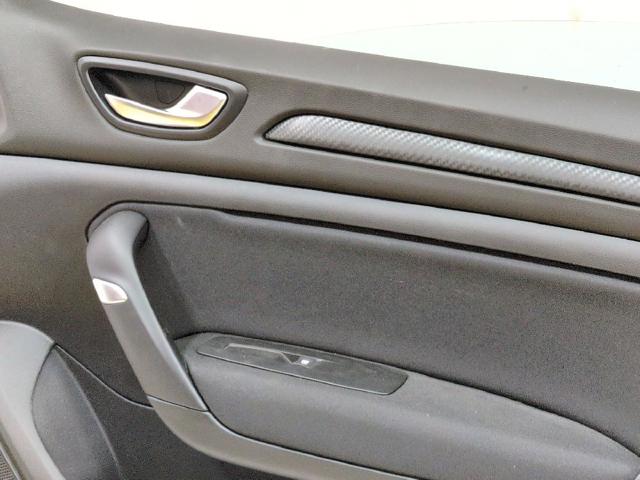 801001148R RENAULT Puerta delantera derecha comprar Alcalá