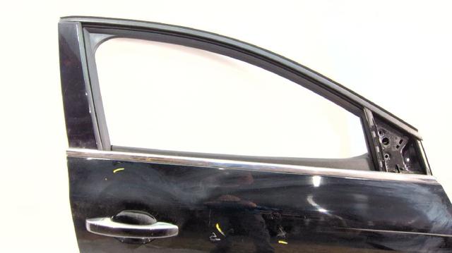 RENAULT 801001148R Puerta delantera derecha  en stock Salamanca