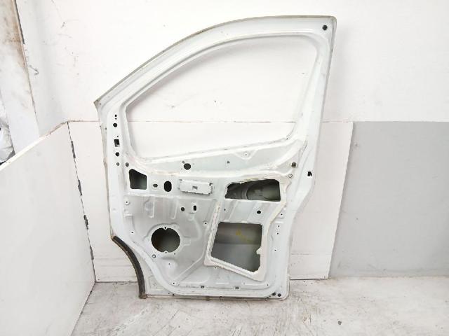 RENAULT 801005445R Puerta delantera derecha comprar Pamplona