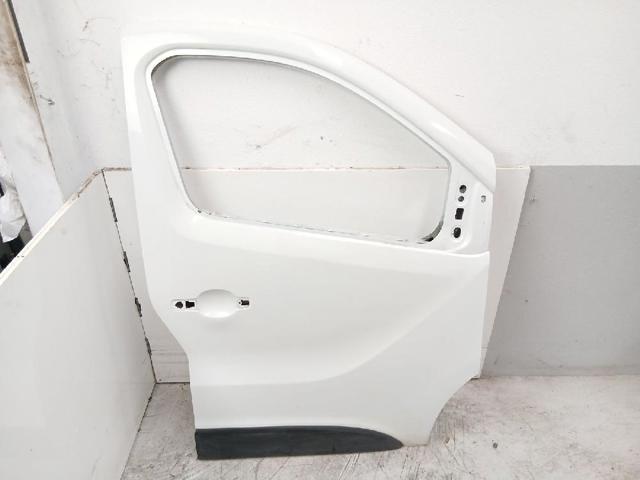 801005445R RENAULT Puerta delantera derecha  en stock Gandía