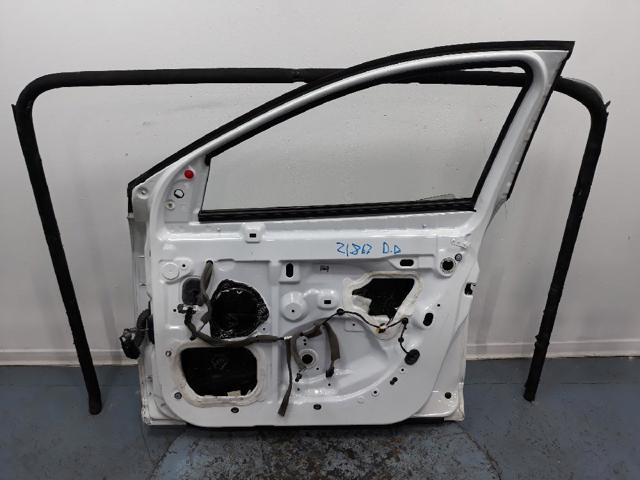 801006560R RENAULT Puerta delantera derecha  en stock Córdoba