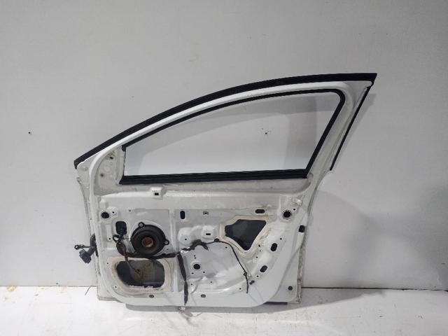 801006560R Puerta delantera derecha  disponible Málaga