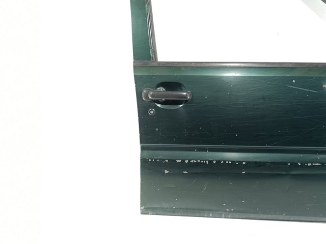 801007F030 NISSAN Puerta delantera derecha  comprar en Jaén