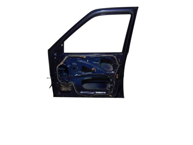 801007F030 NISSAN Puerta delantera derecha  en stock Córdoba