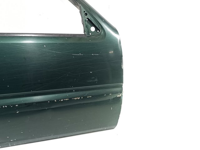 801007F030 NISSAN Puerta delantera derecha  comprar en Lleida