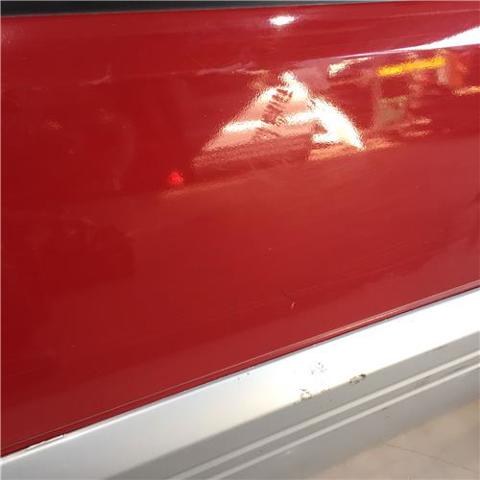 801007F030 NISSAN Puerta delantera derecha  en stock Huelva
