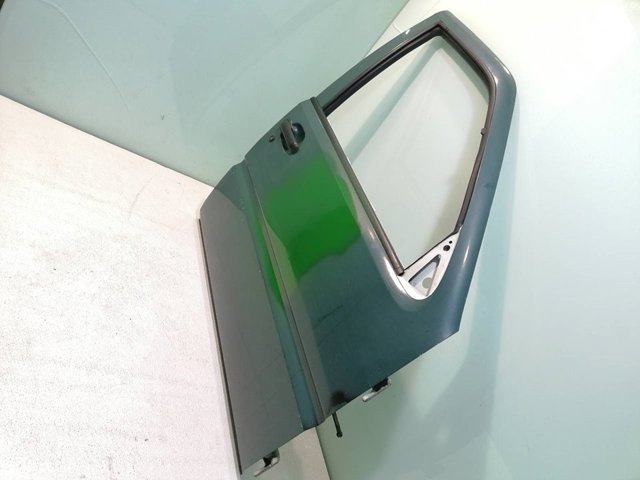 801007F030 NISSAN Puerta delantera derecha comprar Alcalá