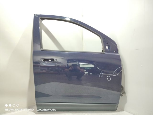 Puerta delantera derecha 801008218R Renault (RVI)