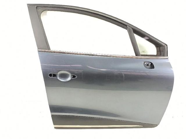 801008302R Puerta delantera derecha  en stock Castellón