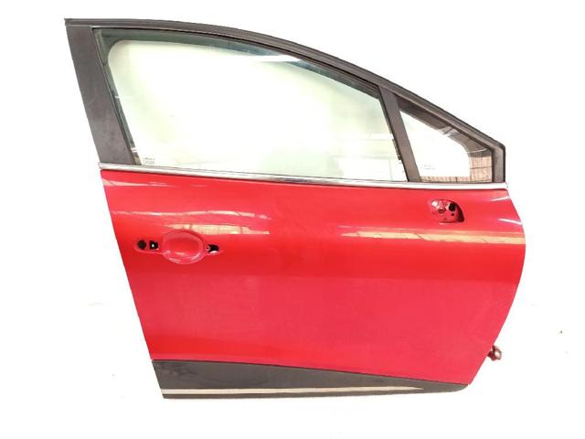 801008302R RENAULT Puerta delantera derecha comprar Bilbao