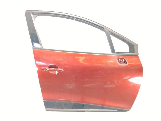 RENAULT 801008302R Puerta delantera derecha  en stock Valencia