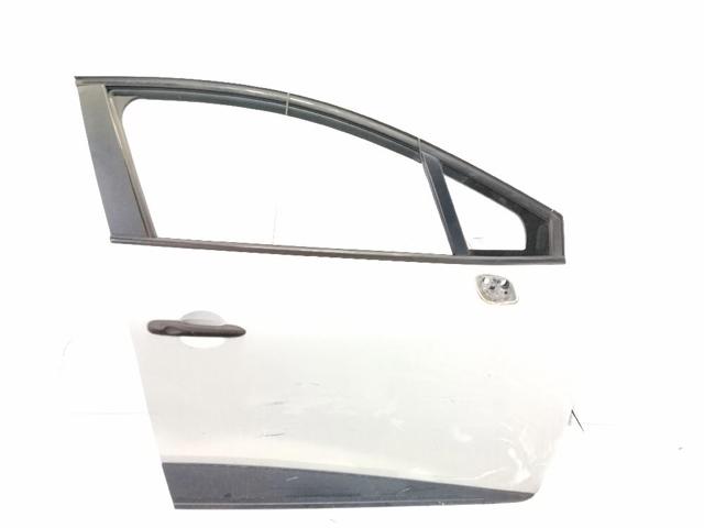 RENAULT 801008302R Puerta delantera derecha comprar Pamplona