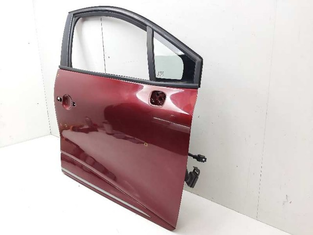 801008302R RENAULT Puerta delantera derecha  comprar en Jaén