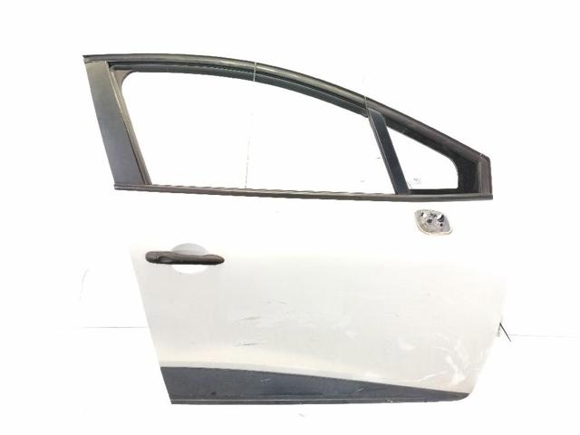801008302R Puerta delantera derecha comprar Sevilla