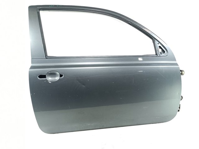 Puerta delantera derecha 80100AX630 Nissan