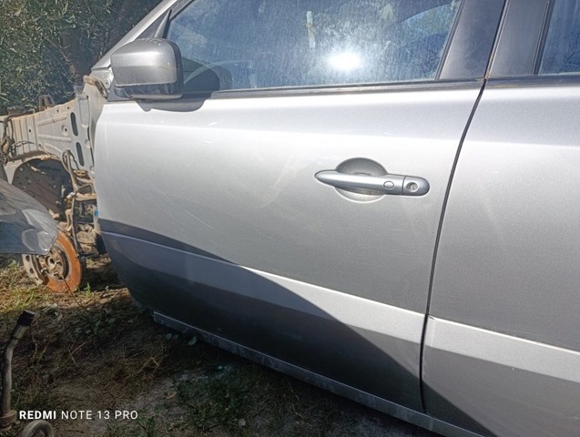 801010029R RENAULT Puerta delantera izquierda  comprar en Oviedo