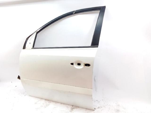 801010029R RENAULT Puerta delantera izquierda  comprar en Lleida