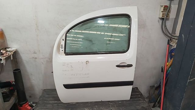 Puerta del conductor Renault Kangoo II (KW0, KW1)