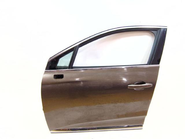 Precio del repuesto Puerta del conductor Clio V hatchback