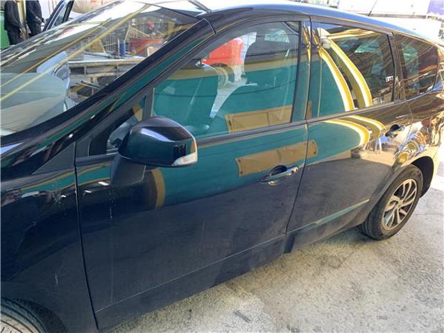 RENAULT 801016886R Puerta delantera izquierda  en stock Valencia