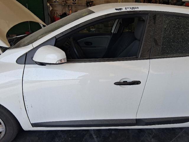 Puerta delantera Renault Megane III (2008-2026)