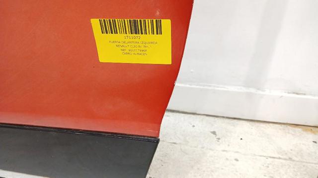 RENAULT 801017896R Puerta delantera izquierda  disponible Lugo