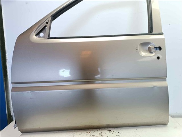 Comprar Puerta del conductor Terrano II R20